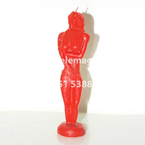 candela statuetta di donna di colore rosso
